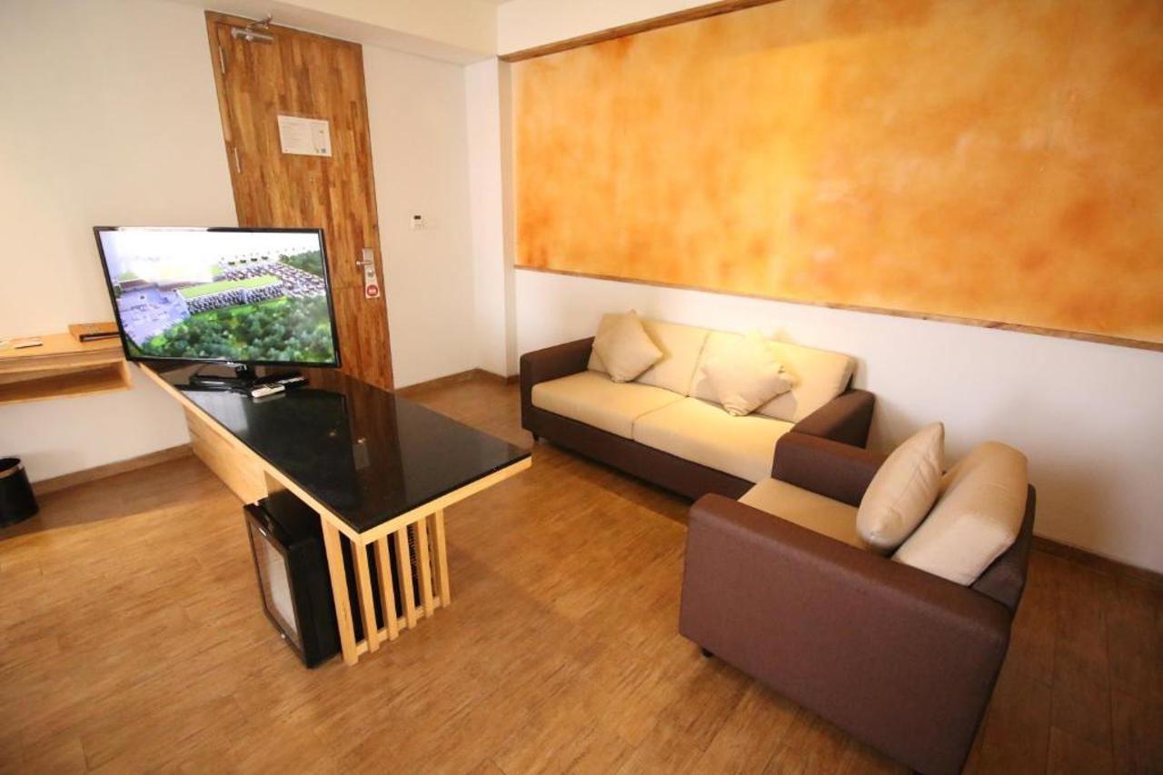 Liberta Hotel Jimbaran エクステリア 写真