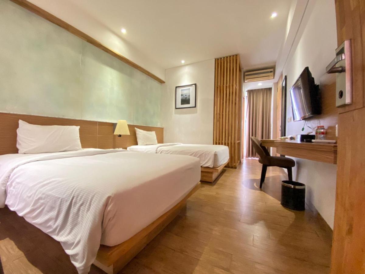 Liberta Hotel Jimbaran エクステリア 写真