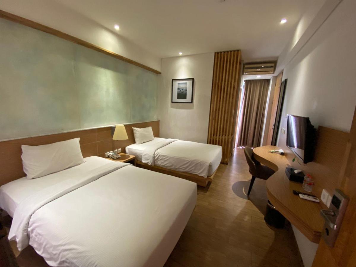 Liberta Hotel Jimbaran エクステリア 写真