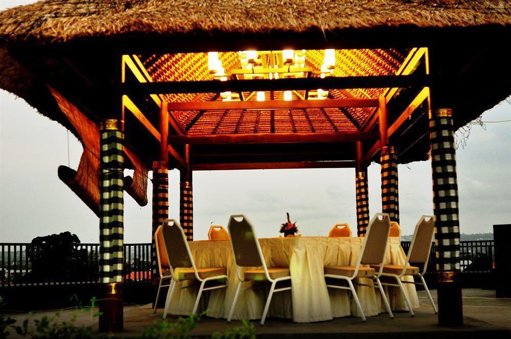 Liberta Hotel Jimbaran エクステリア 写真