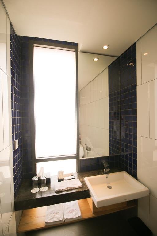 Liberta Hotel Jimbaran エクステリア 写真